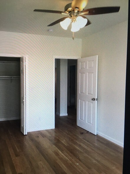 More Photos Of 1746 Pitkin Ave, Brooklyn Storefront Retail Office For Lease