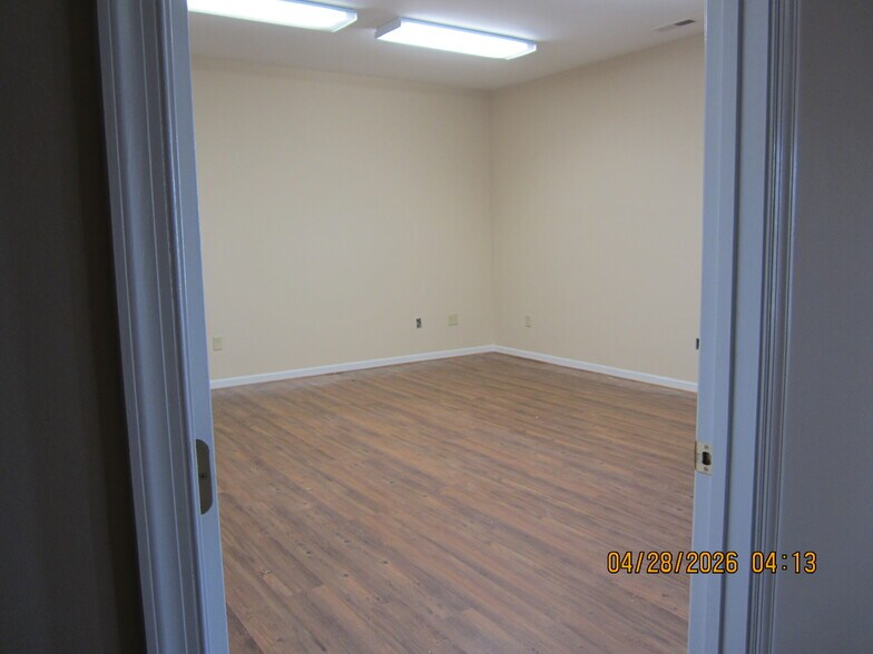 More Photos Of 1569 Jefferson Hwy, Fishersville Office For Lease
