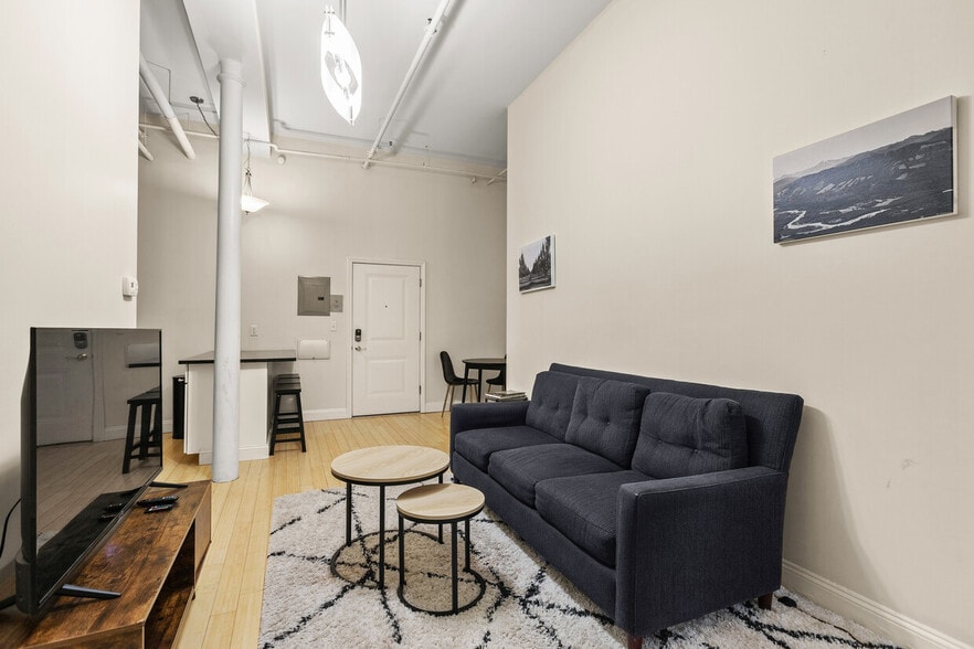 More Photos Of 37-43 Temple Pl, Boston Apartments For Lease