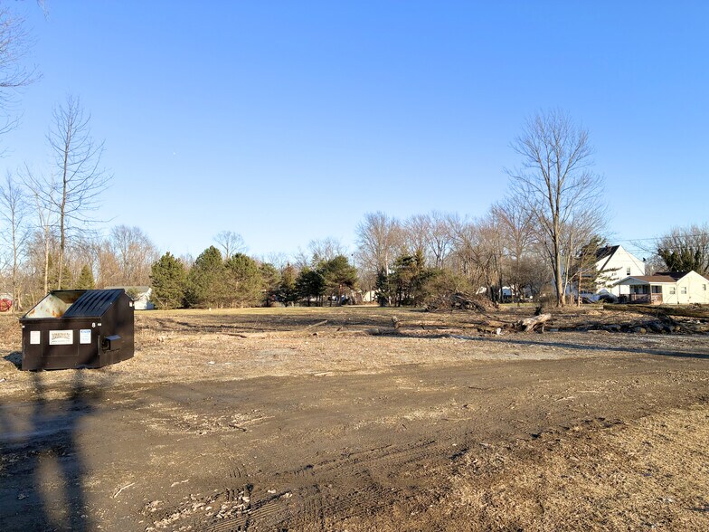 More Photos Of , Sheffield Lake General Retail For Sale