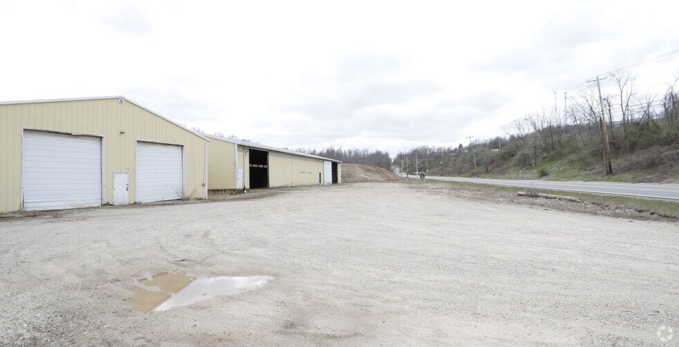 More Photos Of 6505 Emerson Ave, Parkersburg Service For Sale