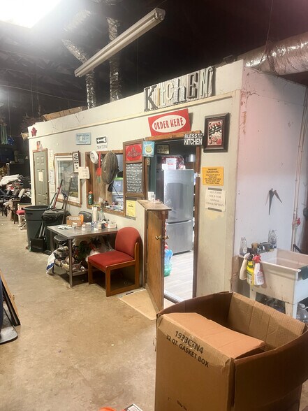 More Photos Of 18742 Highway 59, Neosho Industrial For Sale