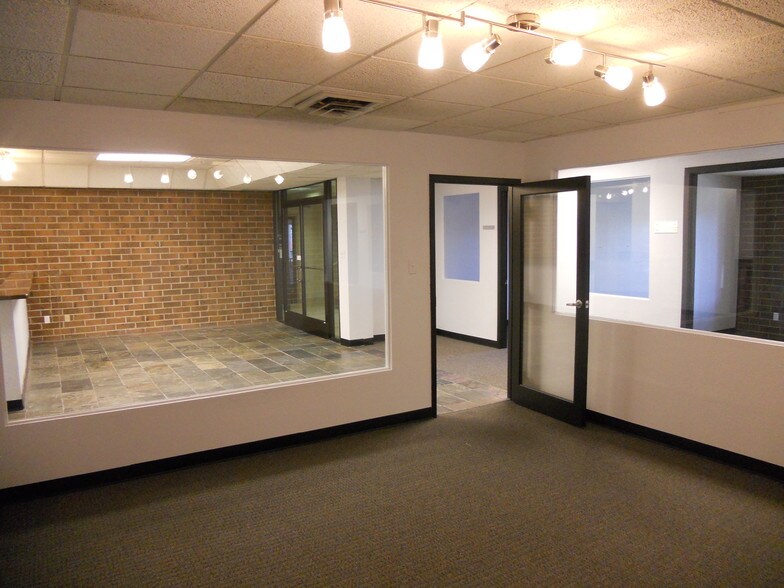 More Photos Of 4760 Flintridge Dr, Colorado Springs Coworking Space