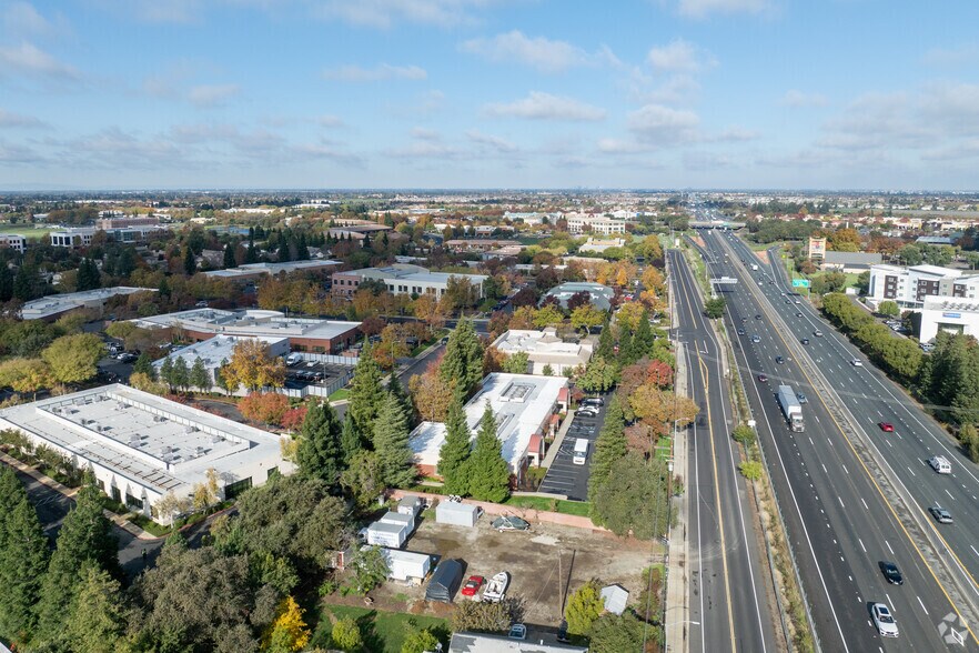 More Photos Of 9370 W Stockton Blvd, Elk Grove Office For Lease