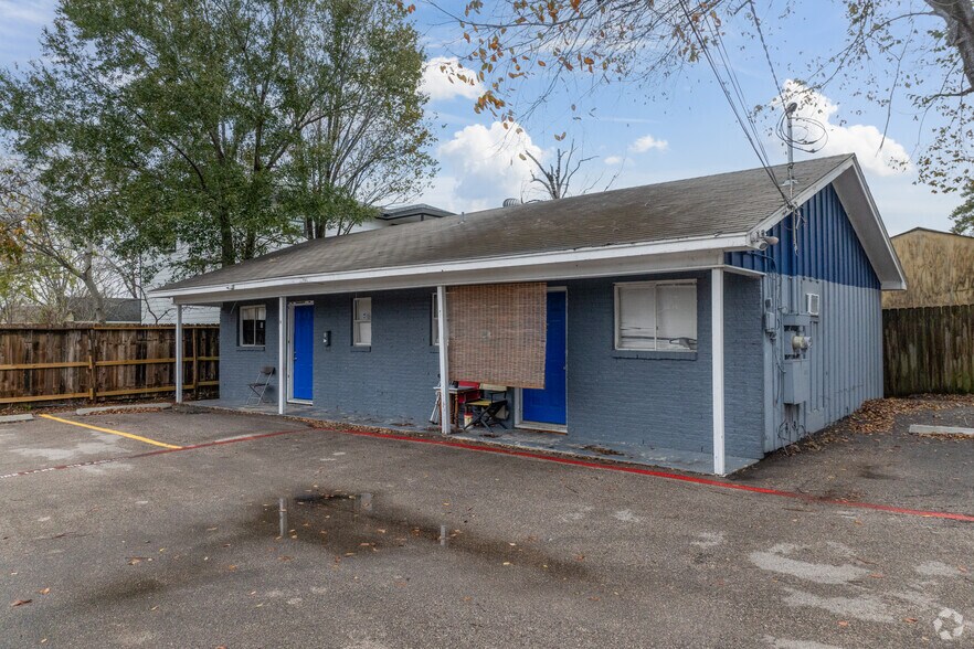 More Photos Of 1001-1007 Spooner St, Pasadena Apartments For Sale
