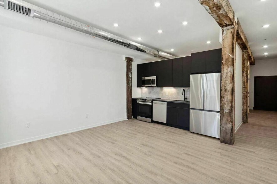 More Photos Of 500 N 13th St, Philadelphia Multifamily For Sale