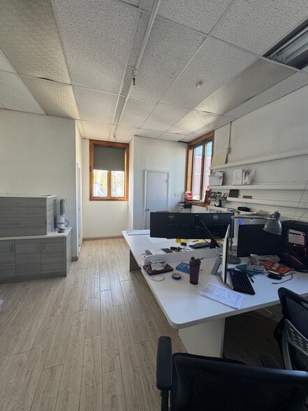 More Photos Of 55 Lasalle St, Staten Island Industrial For Sale