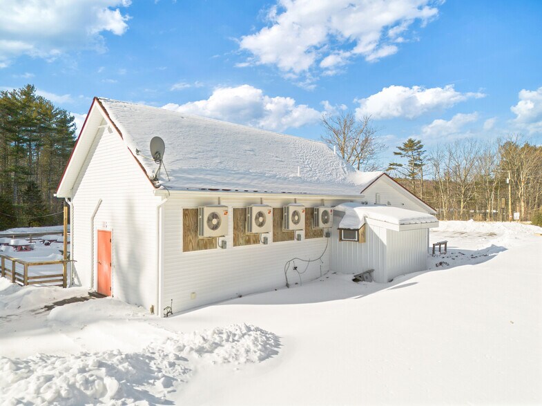 More Photos Of 205 W Main St, Liberty Restaurant For Sale