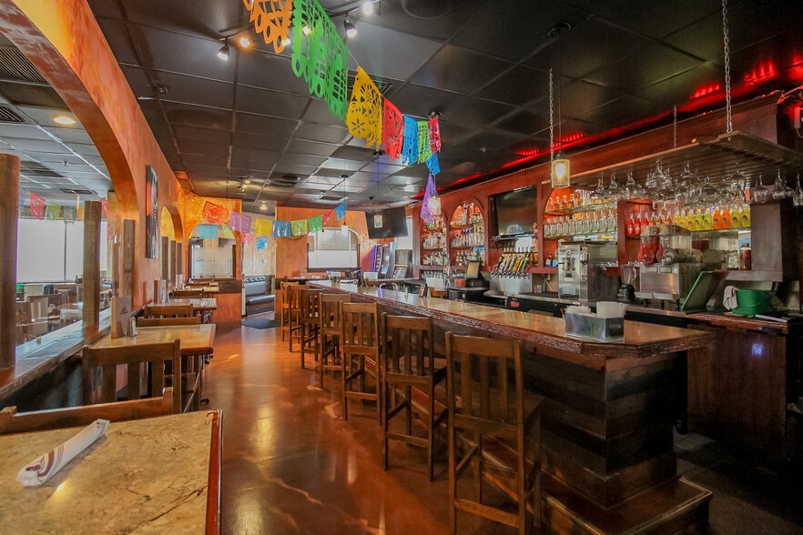 More Photos Of 2423 N Kossow Rd, Waukesha Restaurant For Lease