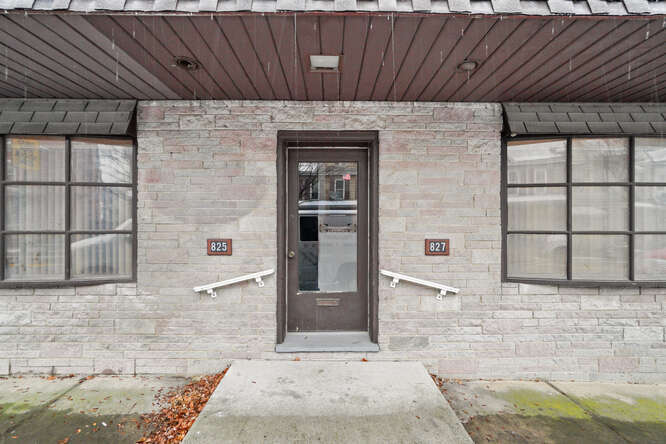 More Photos Of 825 W Washington St, Hagerstown Storefront Retail Office For Lease