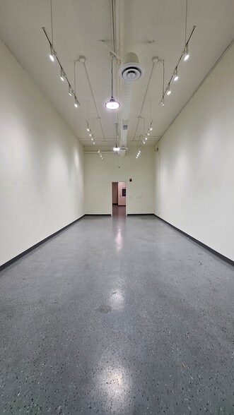 More Photos Of 1458 S San Pedro St, Los Angeles Freestanding For Sale