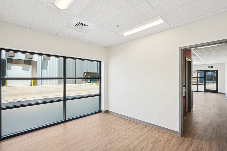 More Photos Of 5601 FM 973, Del Valle Unknown For Lease