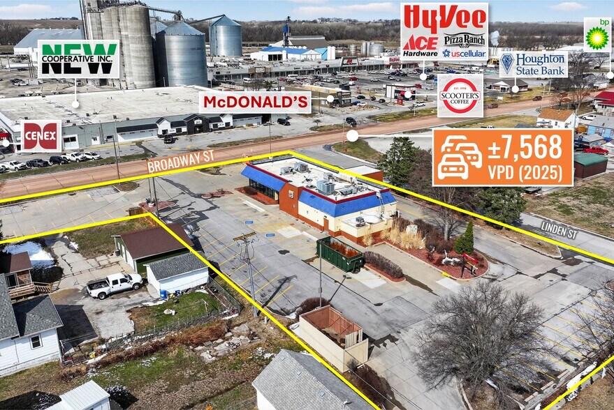 More Photos Of 1410 N Broadway St, Red Oak Fast Food For Sale