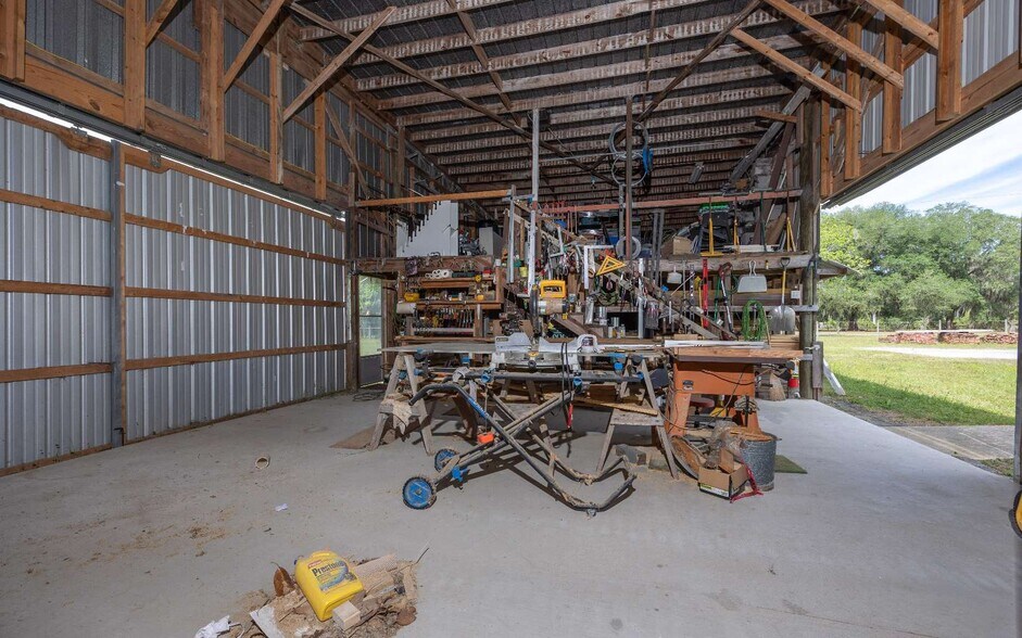 More Photos Of 11973 SE County Road 132, Jasper Office Residential For Sale