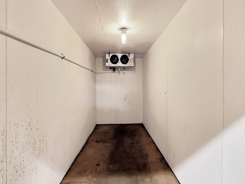 More Photos Of 1341 Springwells St, Detroit General Retail For Sale