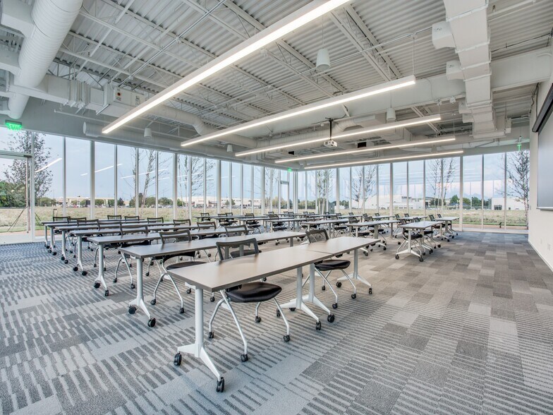 More Photos Of 6100 W Plano Pky, Plano Unknown For Lease