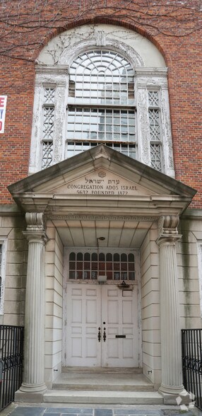 More Photos Of 215 Pearl St, Hartford Religious Facility For Sale