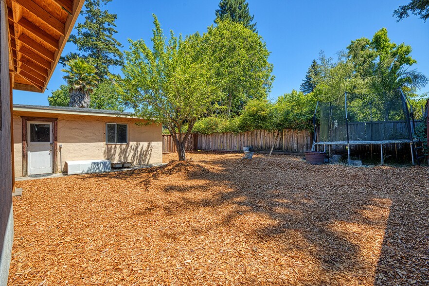 More Photos Of 243 Ada Ave, Felton Specialty For Sale