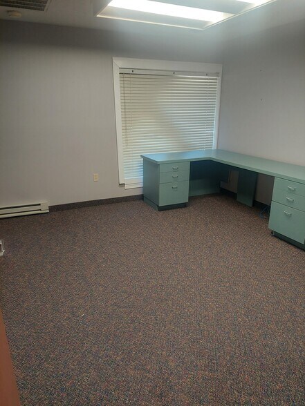 More Photos Of 32730 Walker Rd, Avon Lake Medical For Lease