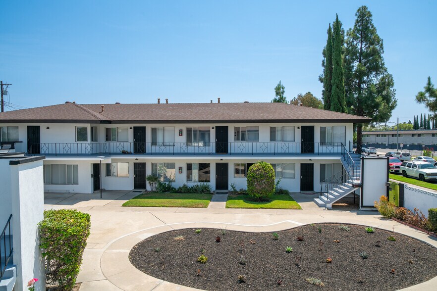 More Photos Of 9371 Cellini Ave, Garden Grove Apartments For Sale