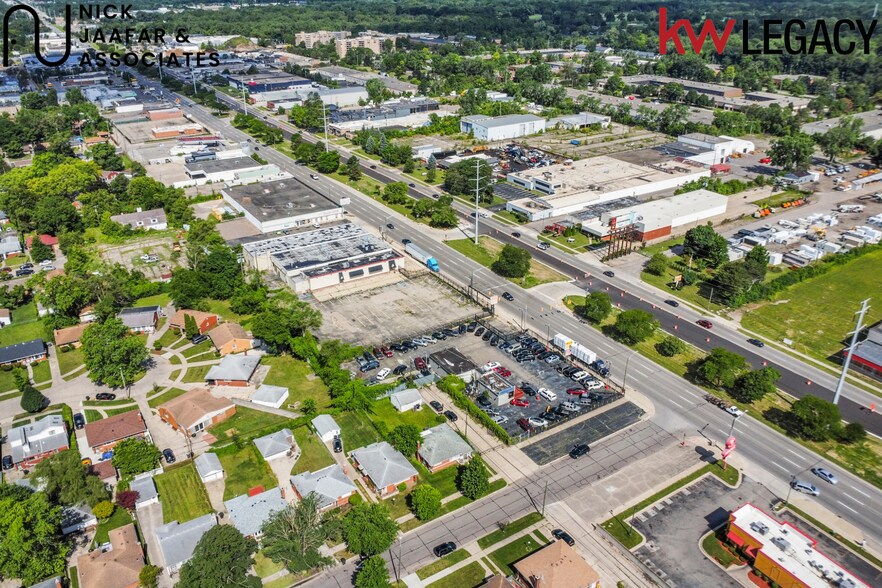 More Photos Of 21101 W 8 Mile Rd, Detroit Auto Dealership For Sale