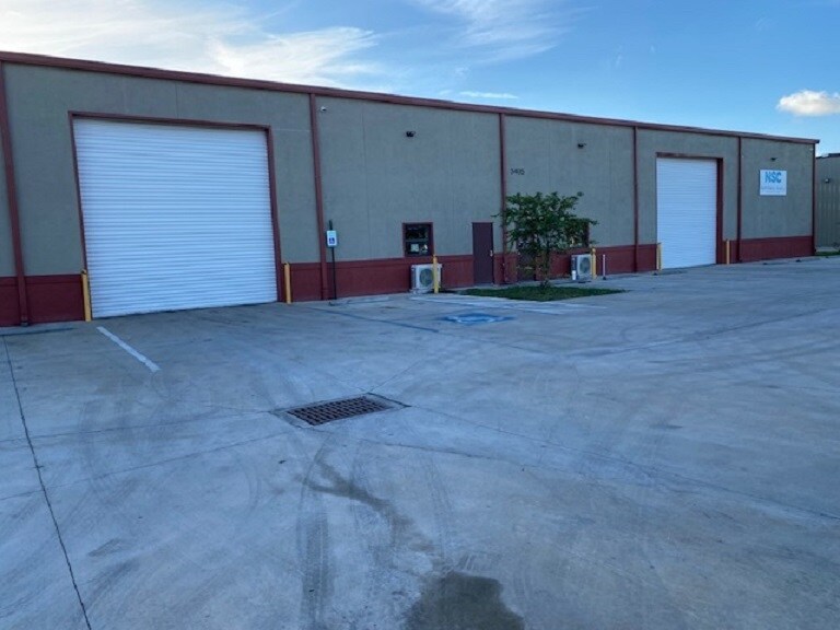 More Photos Of 3405 Steel Rail Dr, Bunnell Industrial For Sale
