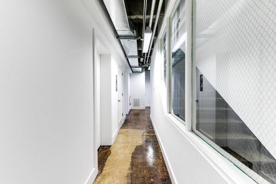 More Photos Of 3210 Chamberlayne Ave, Richmond Office Residential For Lease