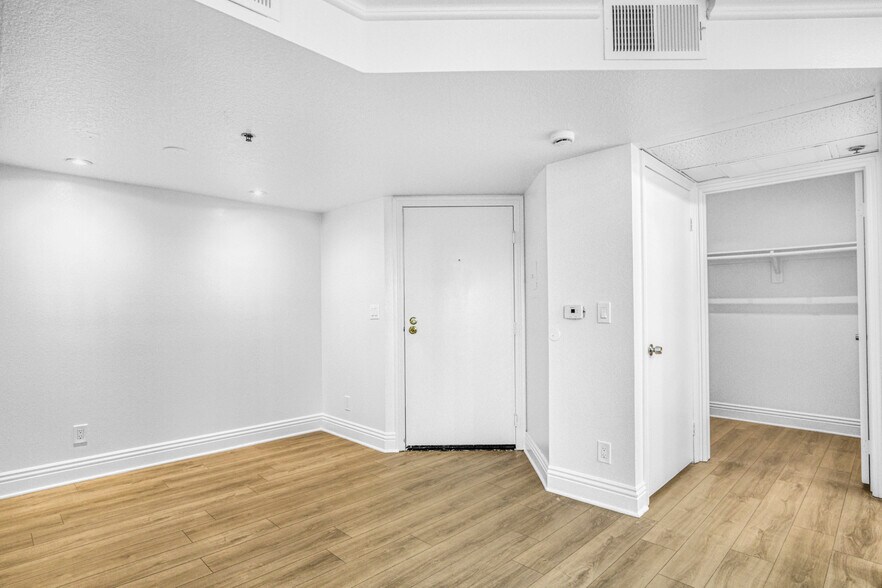 More Photos Of 511 S Carondelet St, Los Angeles Apartments For Sale
