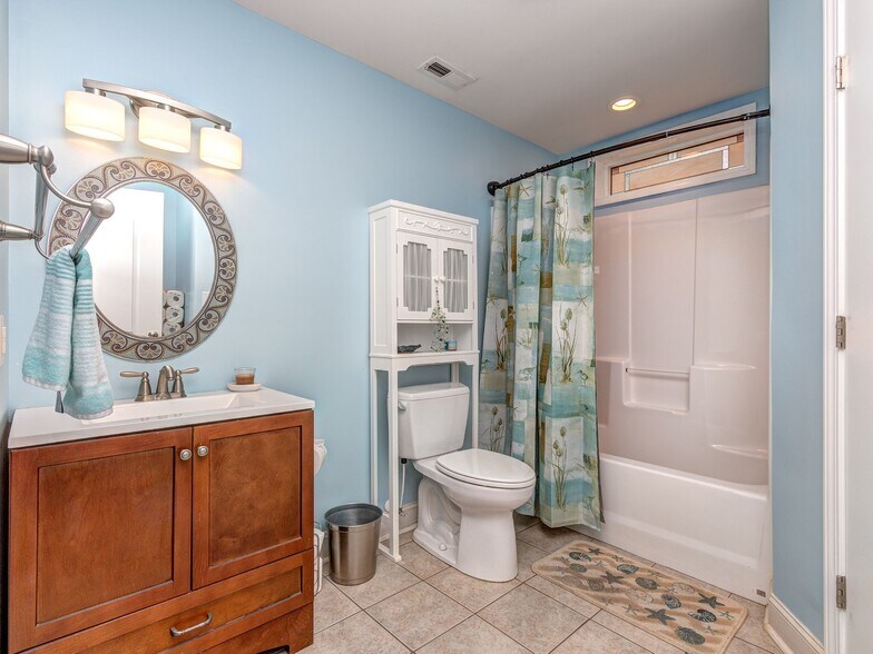 More Photos Of 116 Massey St, Fort Mill Flex For Sale