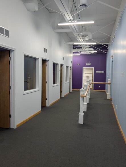 More Photos Of 5221-5223 Main St, Buffalo Freestanding For Lease