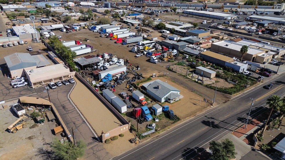 More Photos Of 5732 W Maryland Ave, Glendale Truck Terminal For Sale
