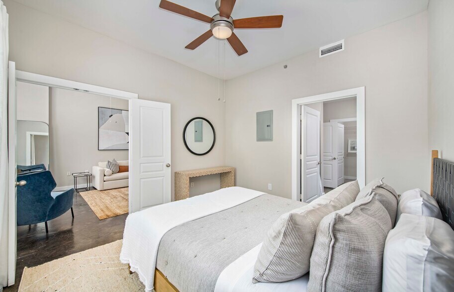 More Photos Of 120 N Cedar St, Charlotte Apartments For Lease