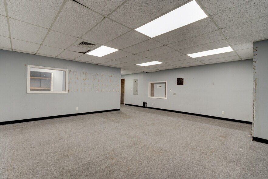 More Photos Of 3780 S Nova Rd, Port Orange General Retail For Sale