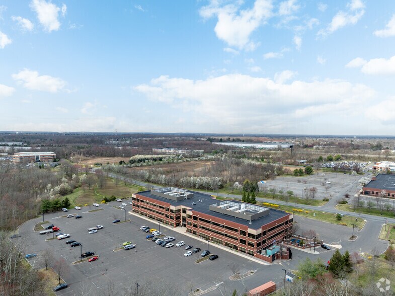 More Photos Of 700 Horizon Dr, Trenton Office For Lease