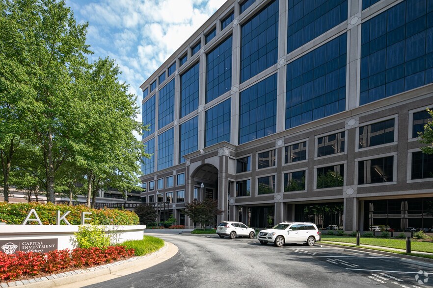 More Photos Of 10 Glenlake Pky NE, Atlanta Office For Lease