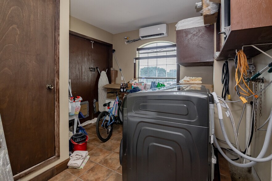 More Photos Of 3005 Houston Hwy, Victoria Hotel For Sale