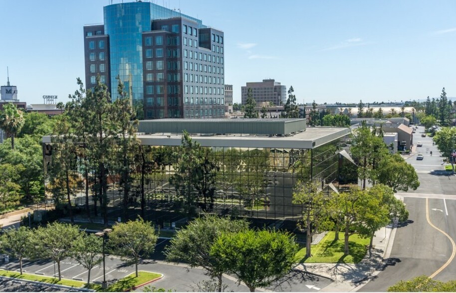 Primary Photo Of 100 S Anaheim Blvd, Anaheim Office For Lease