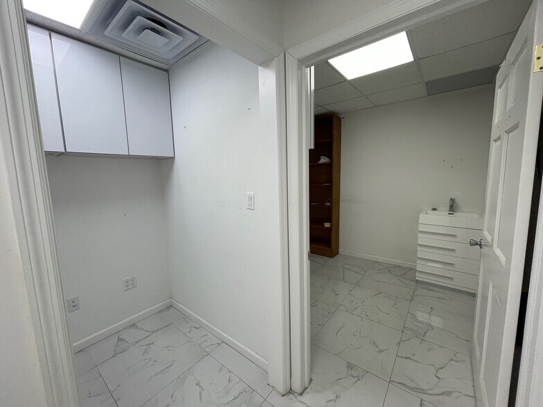 More Photos Of 41-42 College Point Blvd, Flushing Apartments For Sale