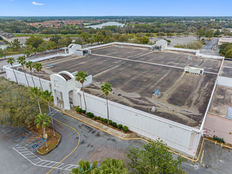 More Photos Of 3520 US Highway 98 N, Lakeland Department Store For Lease