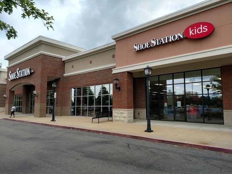 More Photos Of EASTCHASE Pky, Montgomery Unknown For Lease