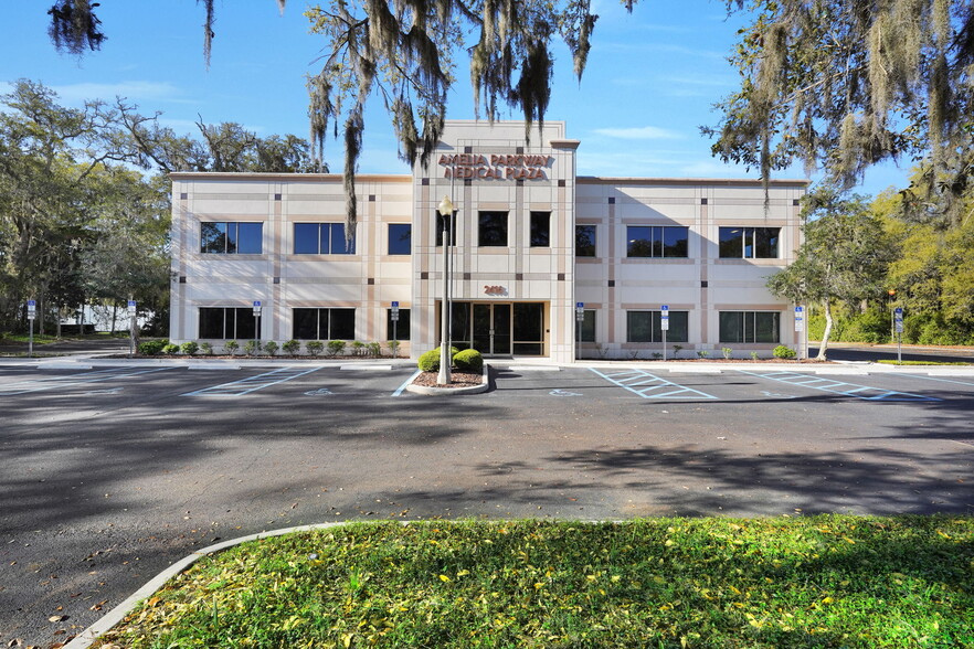 Primary Photo Of 2416 Lynndale Rd, Fernandina Beach Medical For Lease