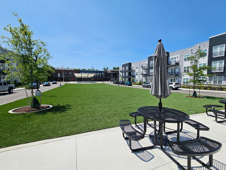 More Photos Of 5031 Delhi Rd, Cincinnati Schools For Lease