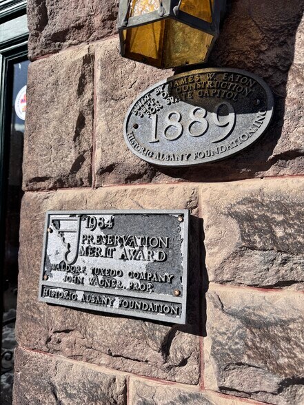 More Photos Of 204 Lancaster St, Albany Storefront Retail Residential For Sale