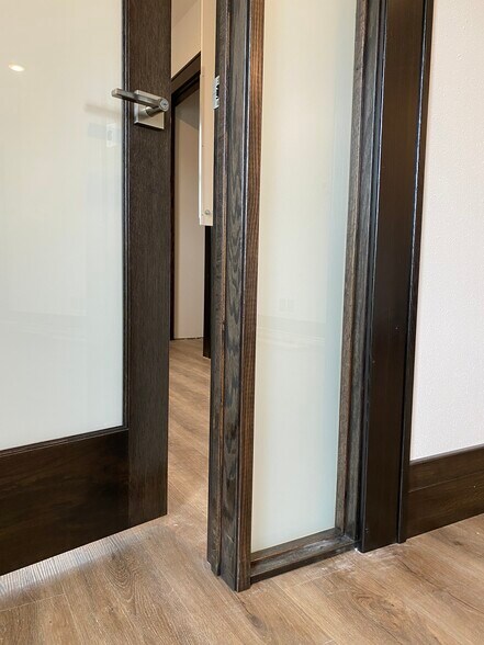 More Photos Of 5 21st Ave N, Saint Cloud Office For Lease