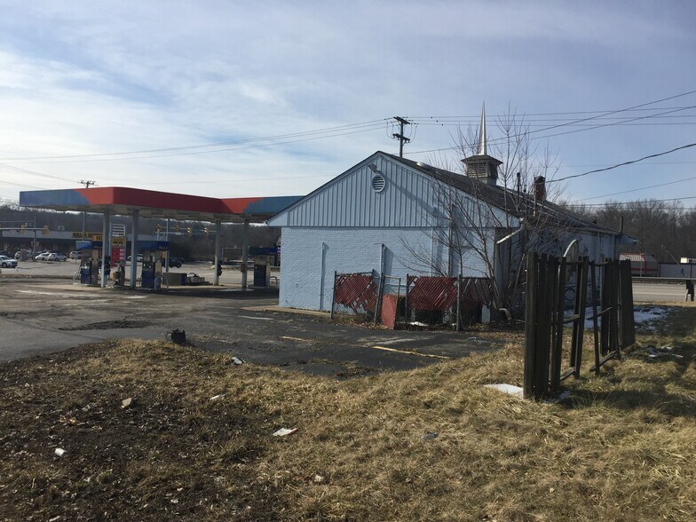 More Photos Of 1726 N Hermitage Rd, Hermitage Convenience Store For Sale