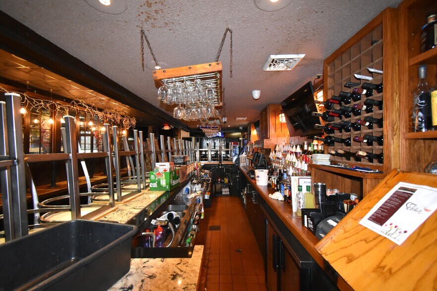 More Photos Of 1021 Rt-146, Clifton Park Restaurant For Sale