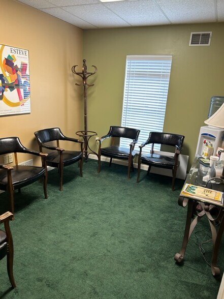 More Photos Of 1108 Ohio River Blvd, Sewickley Office For Sale