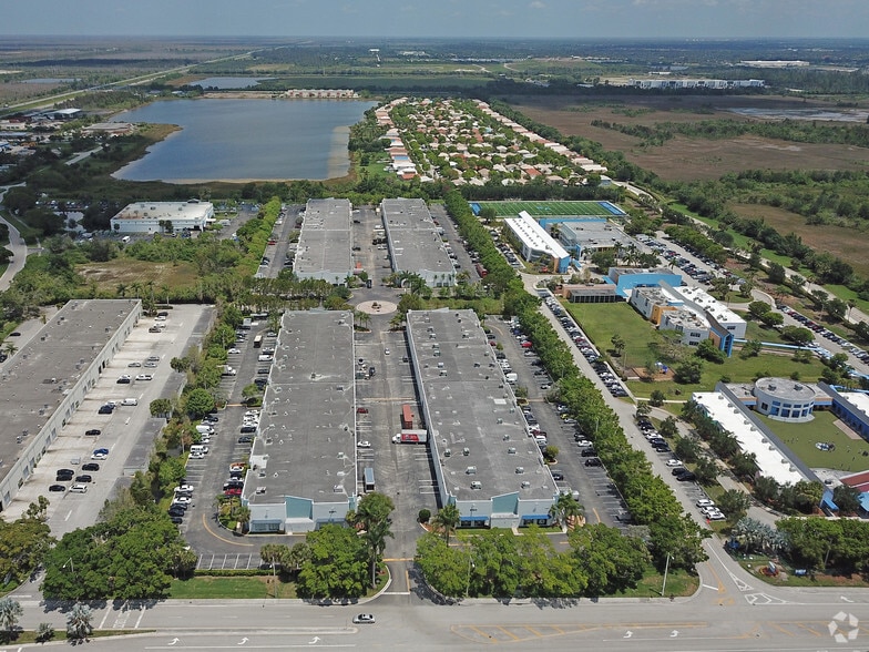 More Photos Of 20841 Johnson St, Pembroke Pines Warehouse For Lease