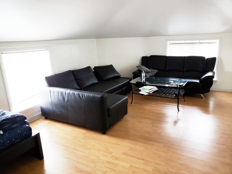 More Photos Of 69 Starbuck St, Staten Island Apartments For Sale