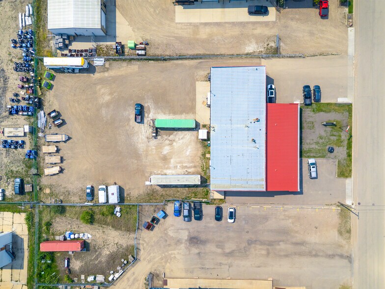More Photos Of 5201 63 St, Lloydminster Office For Lease